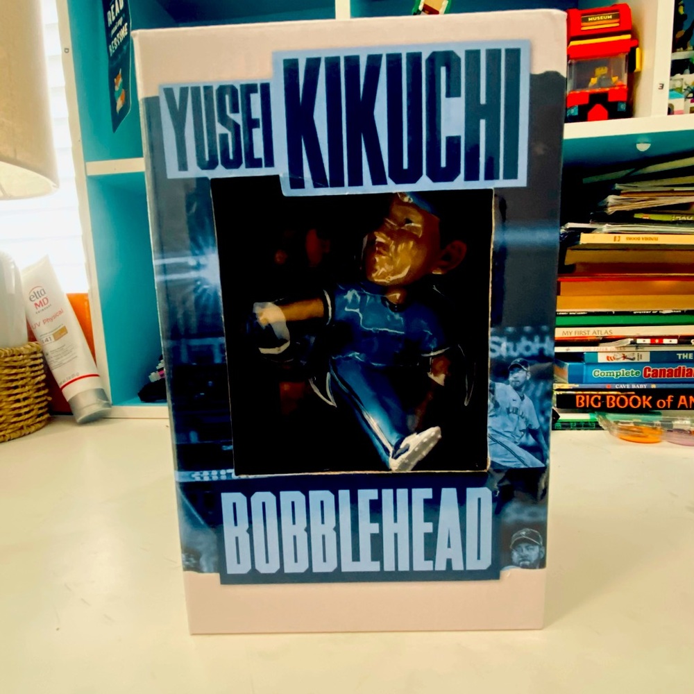 YUSEI KIKUCHI Toronto Bluejays Bobblehead